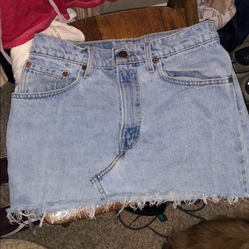 Levi’s mini skirt